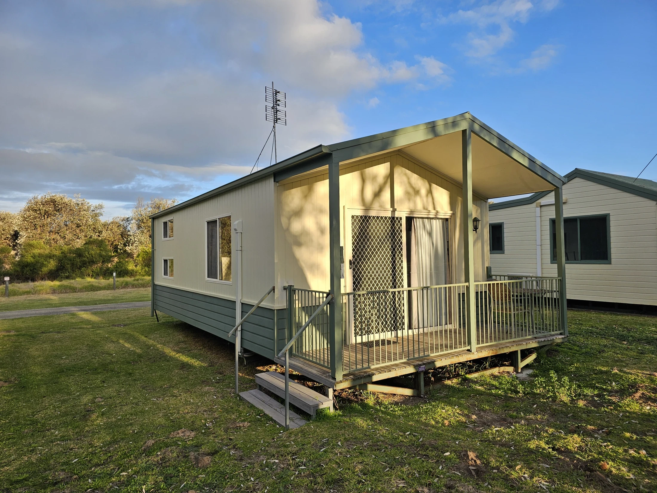 Cabin 13 - Glamping Cabin - Deluxe